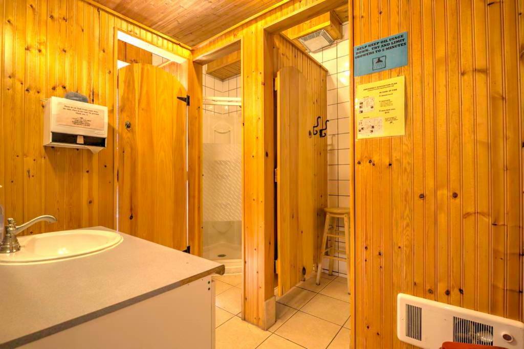 Hi Charlottetown Backpacker'S Inn エクステリア 写真